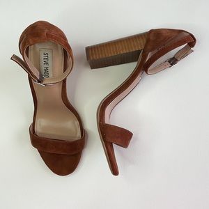 Steve Madden Carrson Chunky Heel